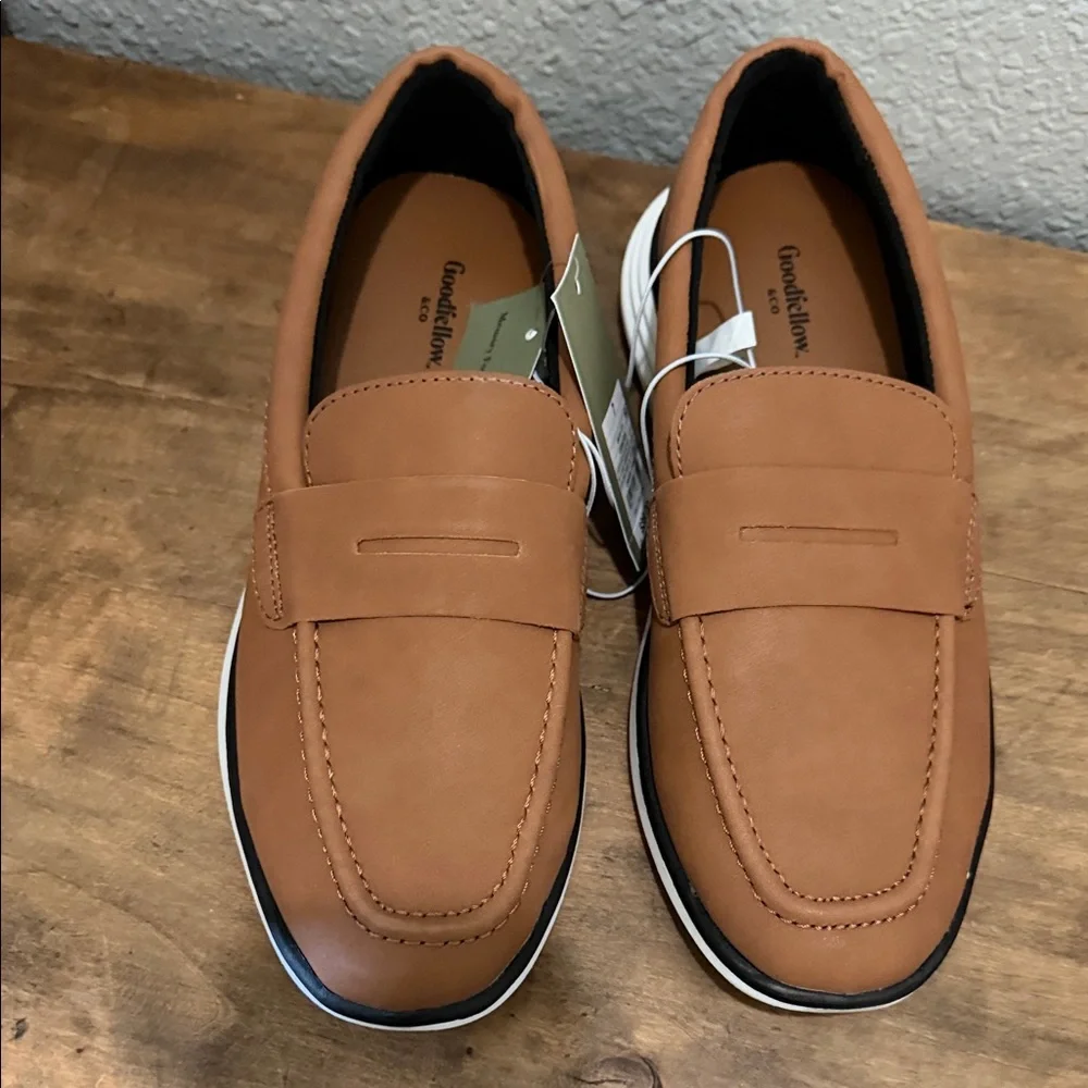 Good Fellow comfortable brown